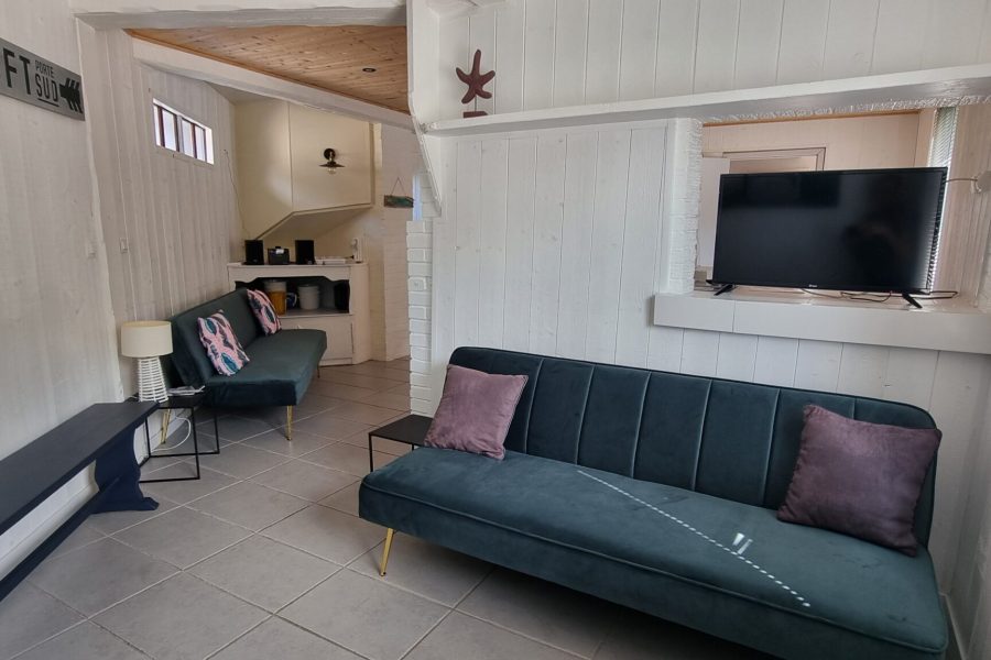 Salon avec 3 banquettes